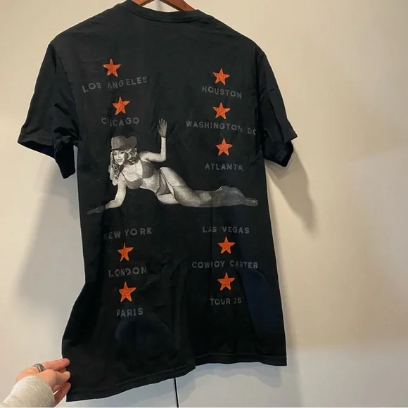 Official Cowboy Carter Tour Merch - Picture 2 of 6
